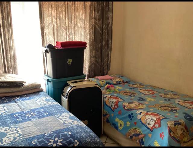 1 BEDROOM APARTMENT FOR SALE IN RUSTENBURG CENTRAL
